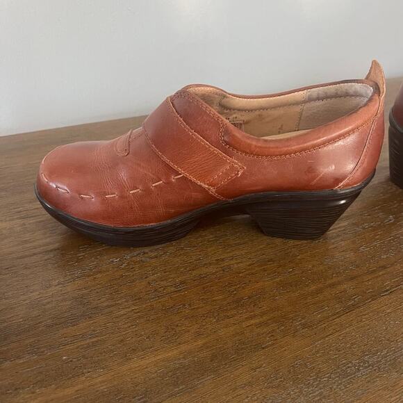Sanita Professional Nicky Suze Brown Leather Clogs with Buckle- Size EU 38 US 7 - Picture 6 of 11